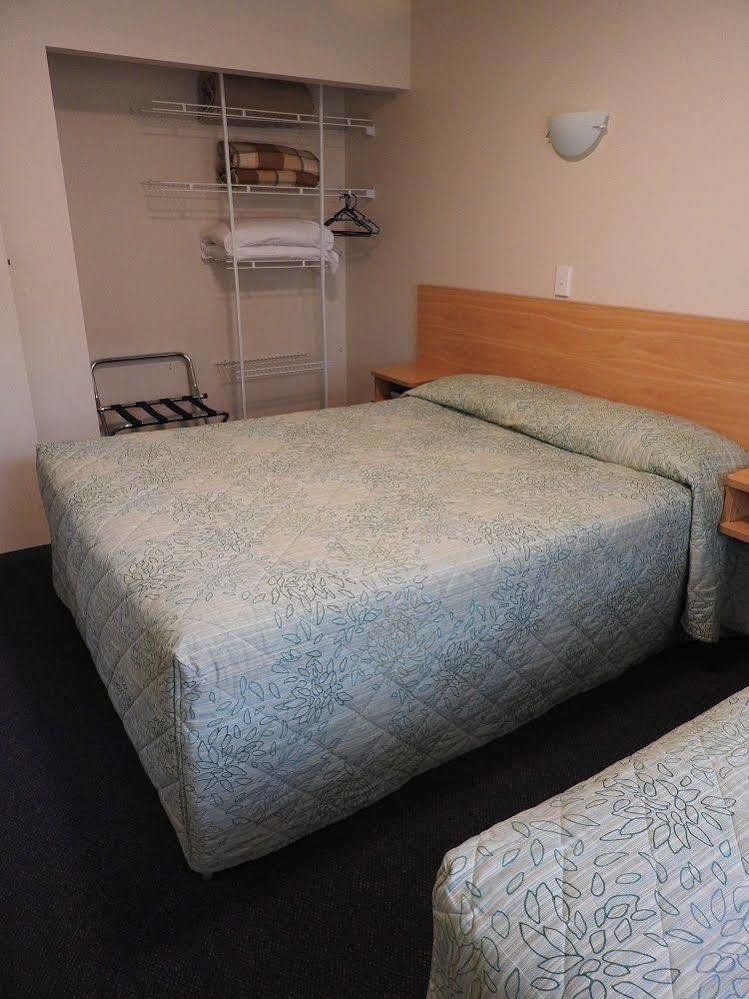 A'Abode Motor Lodge Palmerston North Exterior photo